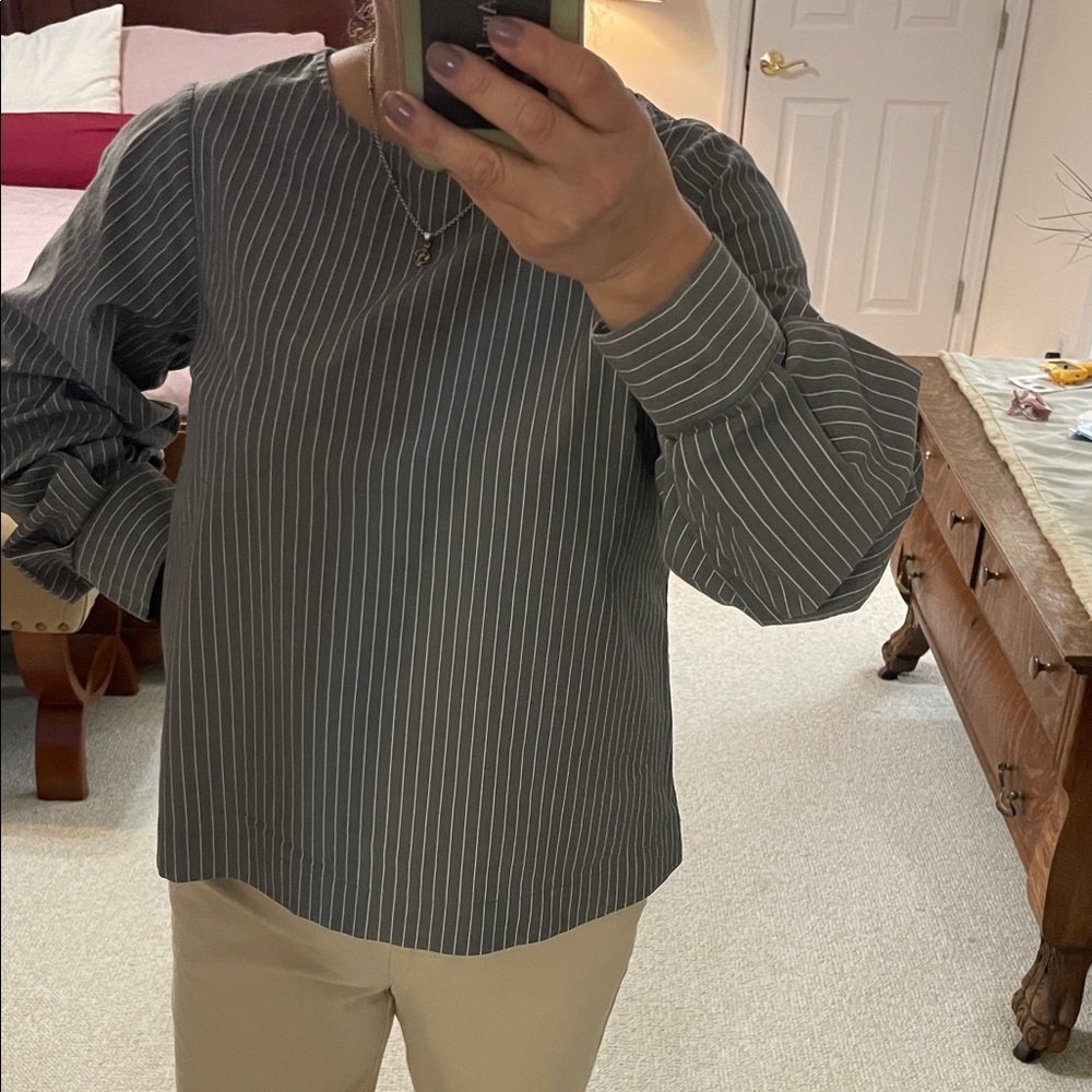 Marled Gray Pinstriped Long-Sleeve Blouse